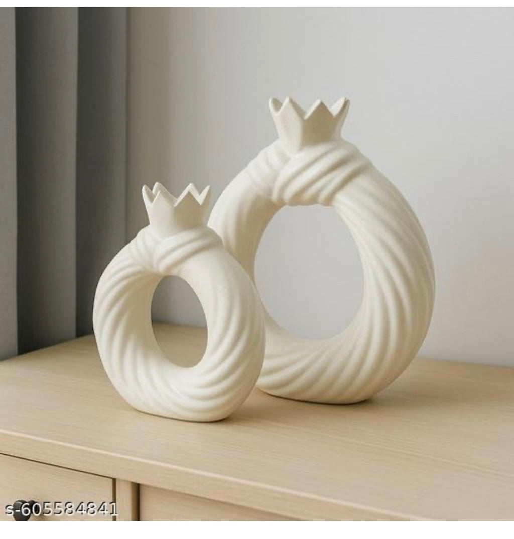 Crowned Loop Decor vase| Bed room vase